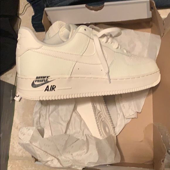 AF1 never worn - Picture 2 of 3